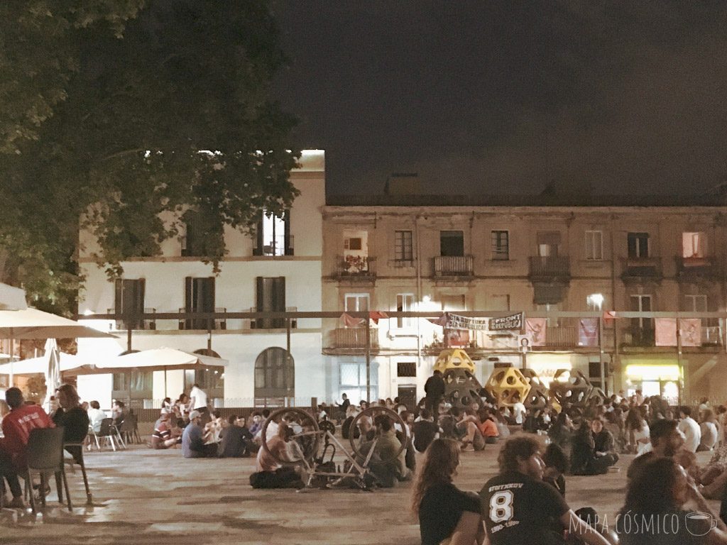 Botellón en Plaza del Sol